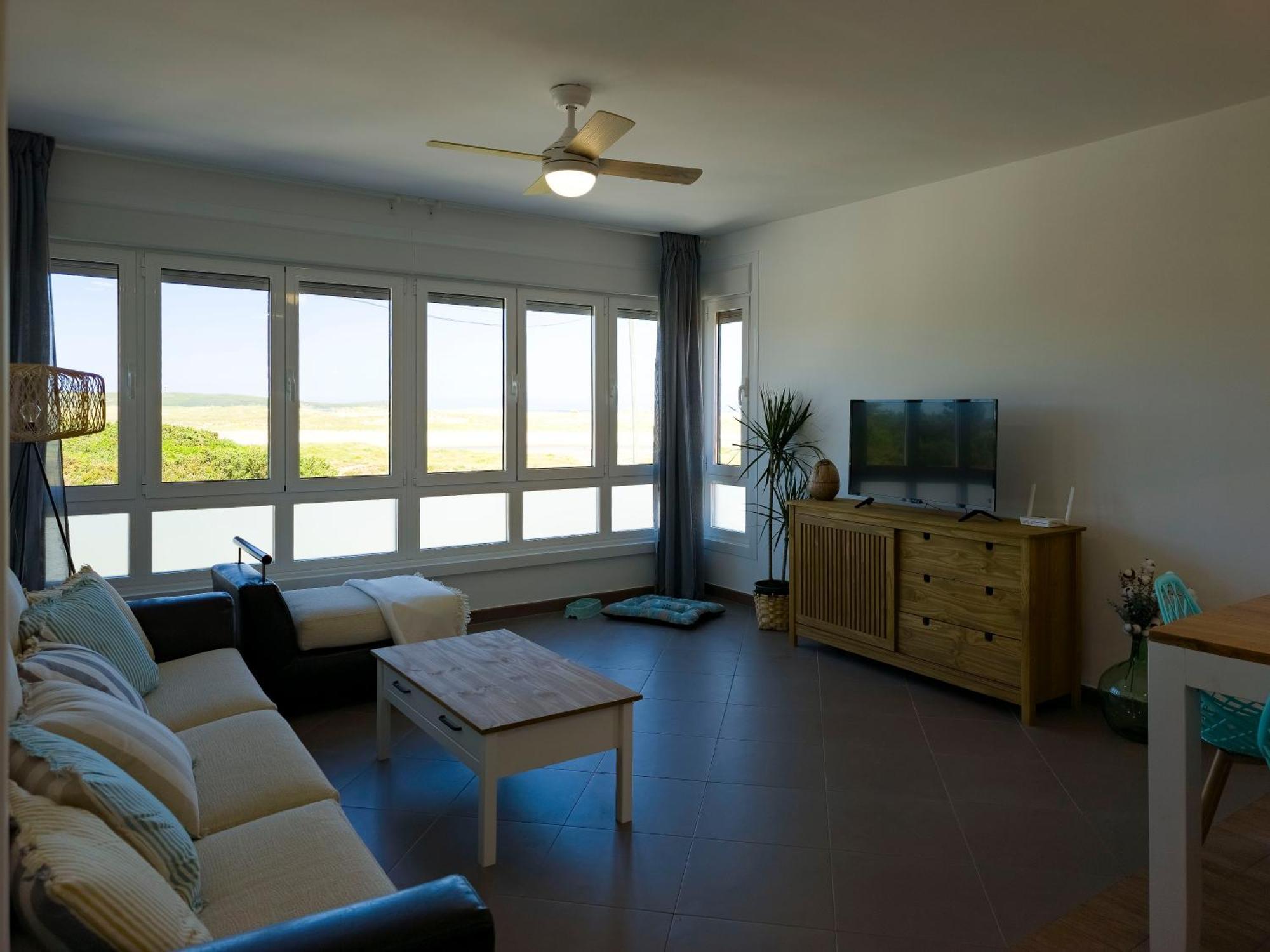 Apartamento O Lago Valdoviño Εξωτερικό φωτογραφία